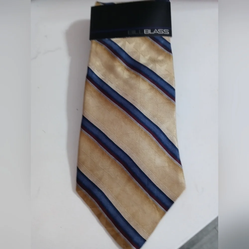 Bill Blass diagonal striped 100% Silk Gold Shimmer Arrow Pattern With navy blue